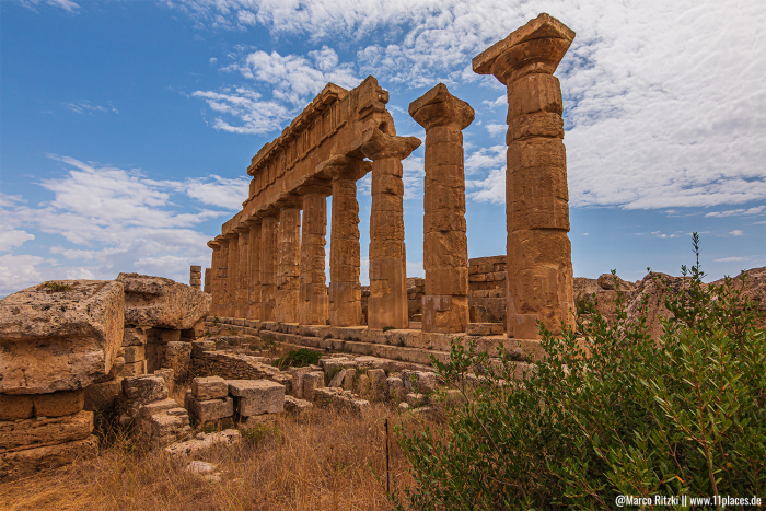 Selinunte mit Überreste des Tempio (Tempel C)