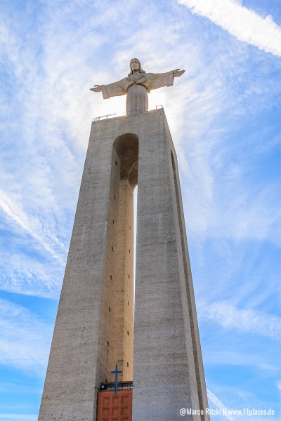 CristoRei Statue