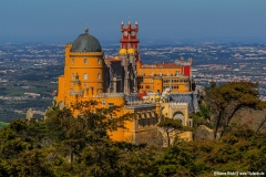 Der farbenfrohe Palaceo Nacional Da Pena