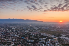 Ausblick über Skopje mit Sonnenaufgang