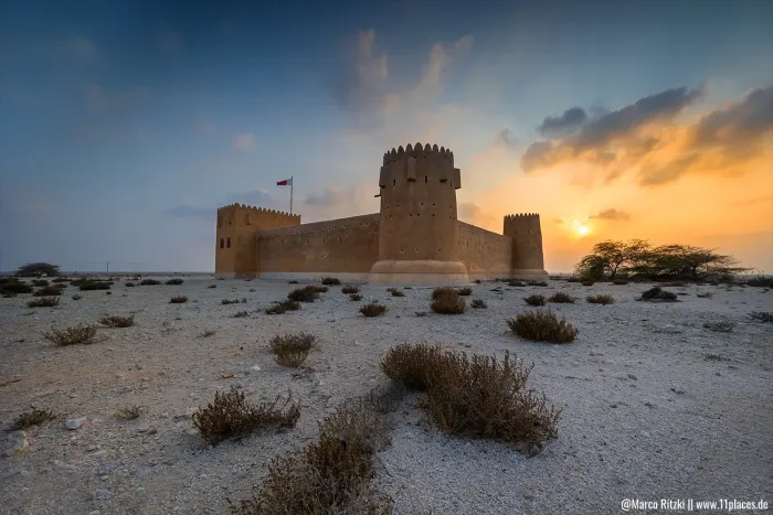 Al Zubara Fort im Norden von Katar mit historischen Festungsmauern