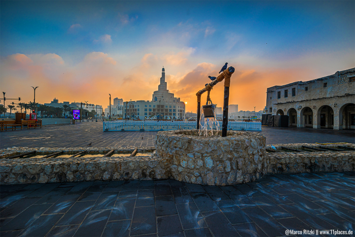 Al Fanar Moschee in Doha bei Sonnenuntergang