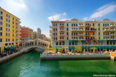 The Pearl-Qatar in Doha mit Marina und mediterraner Architektur