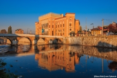 Vijećnica - das alte Rathaus in Sarajevo