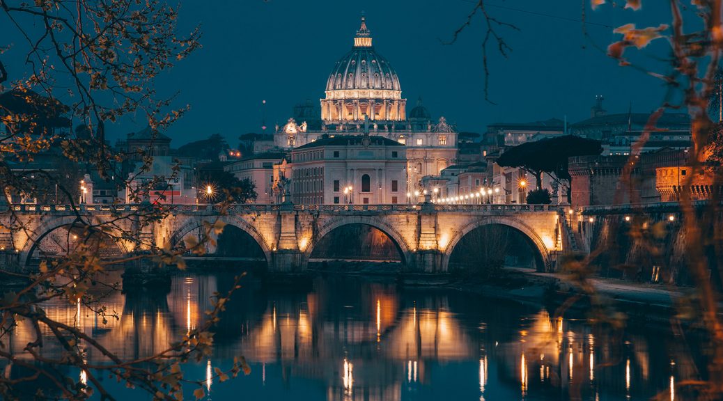 Der Petersdom und die Aureliusbrücke am Abend